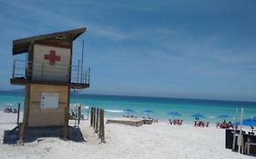 CONFORT -PRAIA DE DUNAS - (Praia do Forte)-Cabo Frio - Próximo das principais atrações